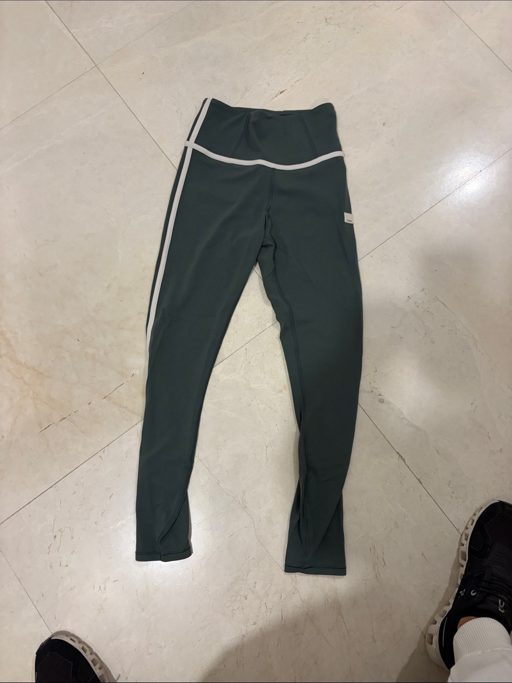 Viouri Dark Green High-Waist Athletic Leggings with White Piping.